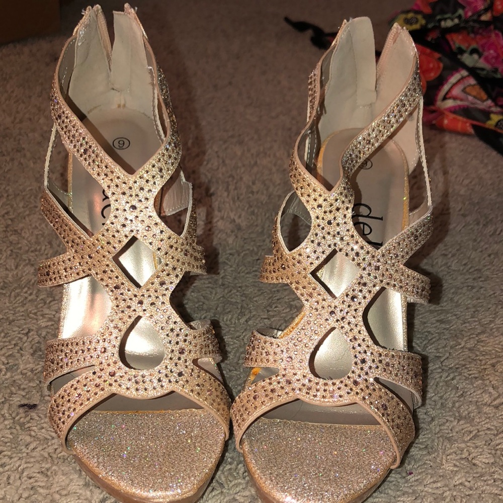 gold bedazzled heels